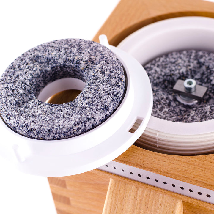 SANA Premium Sold Beech Wood Grain Mill for fine to coarse flour.