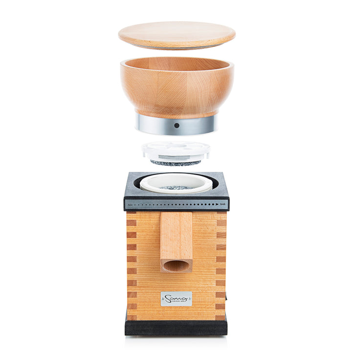 SANA Premium Sold Beech Wood Grain Mill for fine to coarse flour.